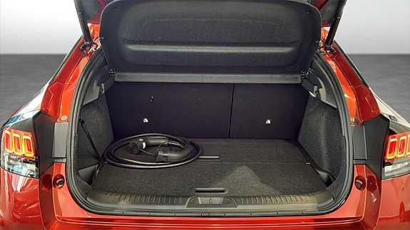 Nissan Leaf 10 of 13