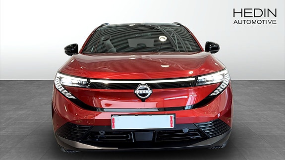 Nissan Leaf 8 of 13