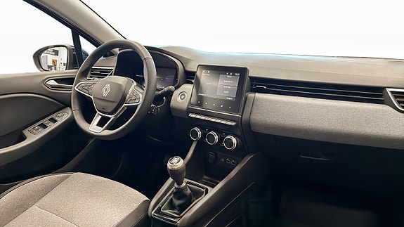 Renault Clio 12 of 22