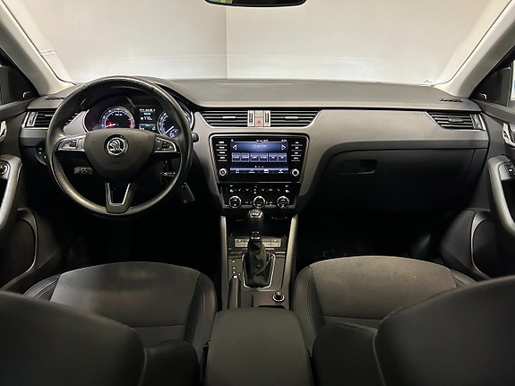 Skoda Octavia 10 of 24