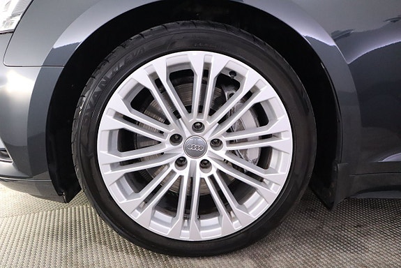 Audi A5 9 of 26