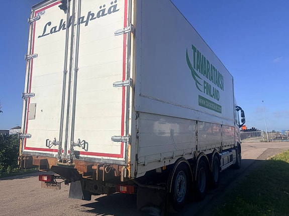 Volvo FH 84 TR 3 of 11