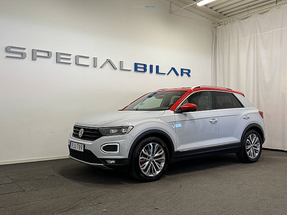 Volkswagen T-Roc 22 of 26