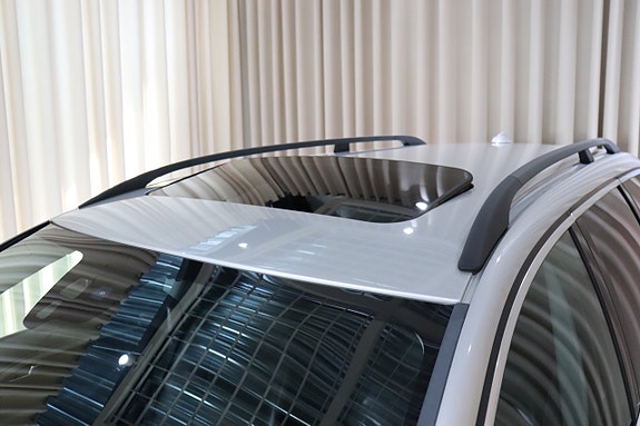 Volvo V70 2 of 29
