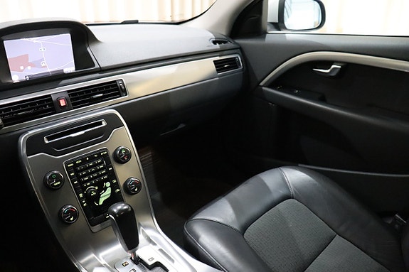 Volvo V70 26 of 29