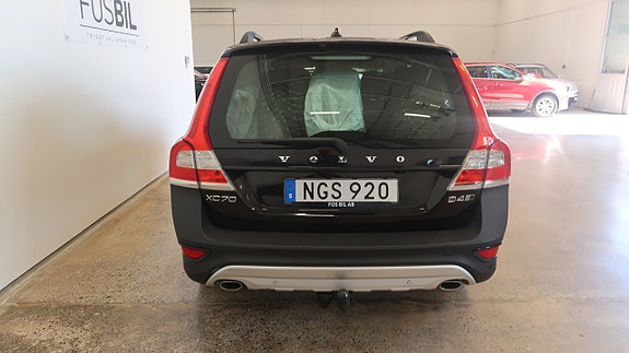 Volvo XC70 5 of 22