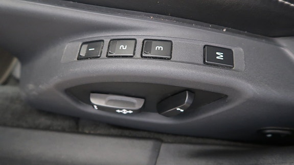 Volvo XC70 19 of 22