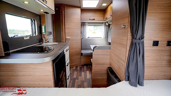 Weinsberg Caraone Edition HOT 390 QD | Mover | Solcell | Lit 16 of 21