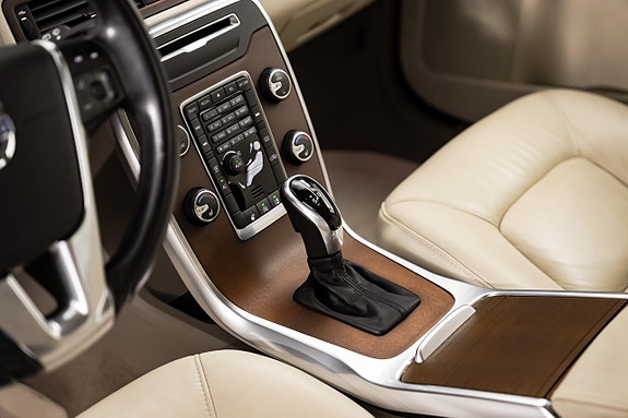 Volvo V70 22 of 27