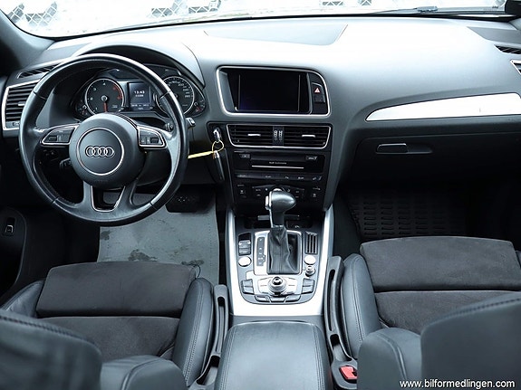 Audi Q5 6 of 22