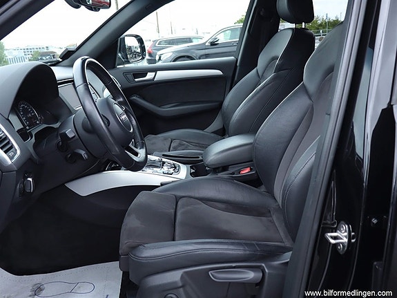 Audi Q5 5 of 22