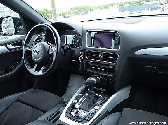 Audi Q5 7 of 22