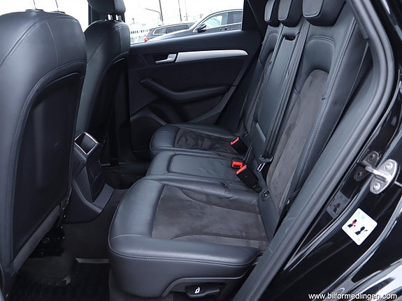 Audi Q5 8 of 22