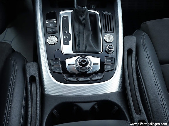 Audi Q5 10 of 22