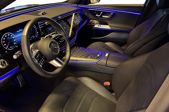 Mercedes-Benz E300 9 of 24