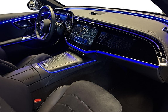 Mercedes-Benz E300 11 of 24