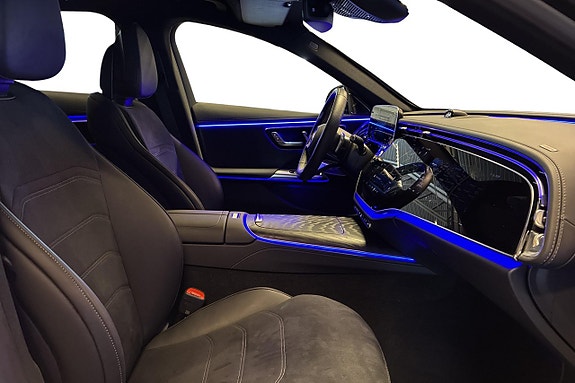 Mercedes-Benz E300 17 of 24