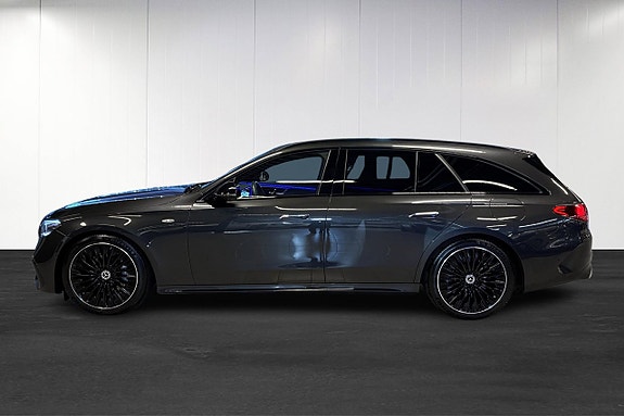 Mercedes-Benz E300 7 of 24