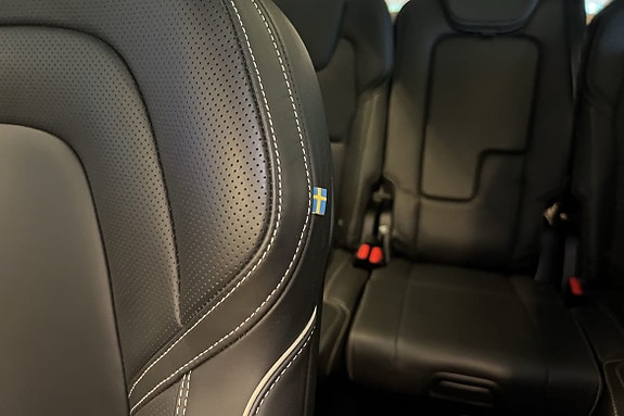 Volvo XC90 22 of 27