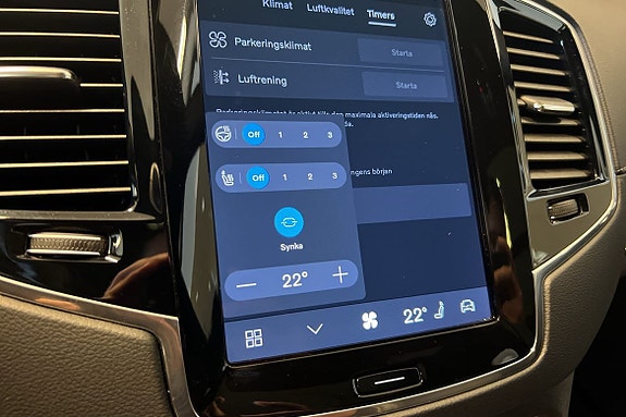 Volvo XC90 25 of 27