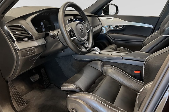 Volvo XC90 7 of 27
