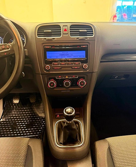 Volkswagen Golf I 14 of 18