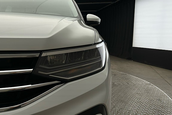 Volkswagen Tiguan Allspace 11 of 28