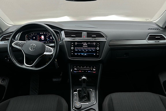 Volkswagen Tiguan Allspace 6 of 28