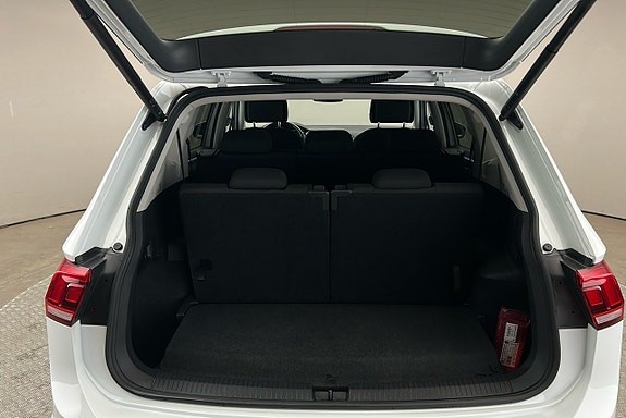 Volkswagen Tiguan Allspace 15 of 28