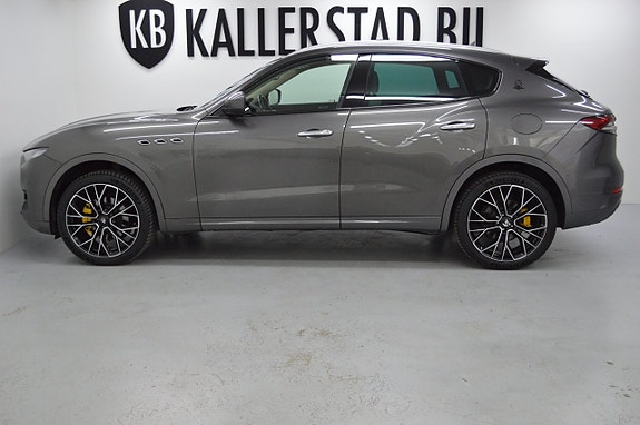 Maserati Levante 5 of 27