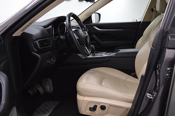 Maserati Levante 7 of 27
