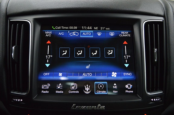Maserati Levante 16 of 27
