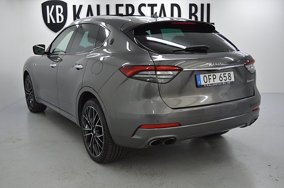 Maserati Levante 4 of 27
