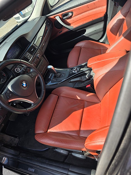 BMW 320 4 of 5