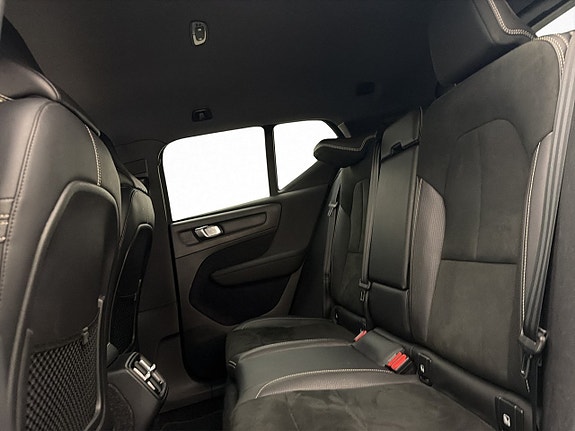 Volvo XC40 18 of 30