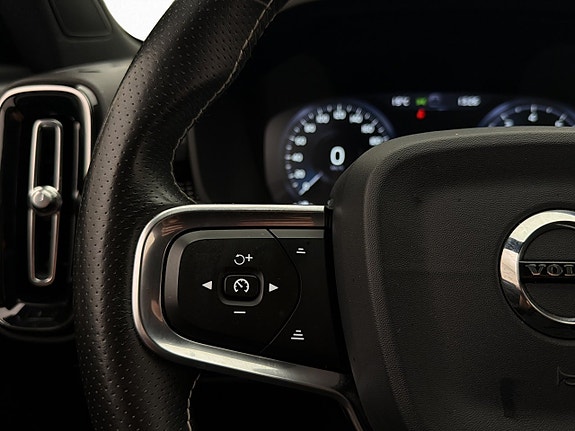 Volvo XC40 20 of 30