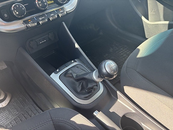 Kia Rio 11 of 11