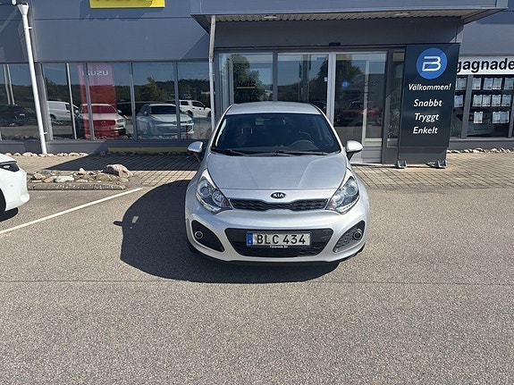 Kia Rio 2 of 11