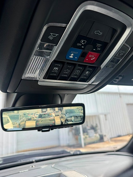 Dodge RAM 1500 12 of 17