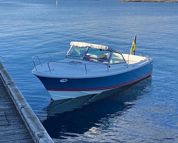 Limestone 24- Mercruiser 383 - 2021 2 of 4