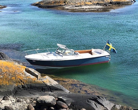 Limestone 24- Mercruiser 383 - 2021 3 of 4