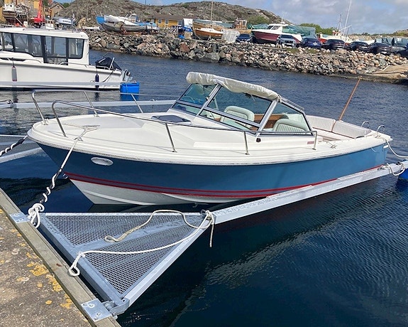 Limestone 24- Mercruiser 383 - 2021