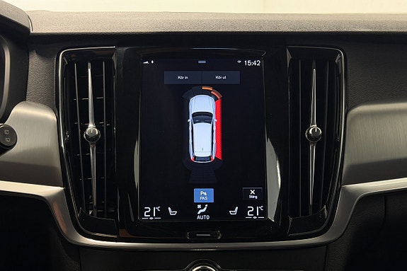 Volvo V90 16 of 29
