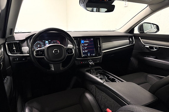 Volvo V90 11 of 29