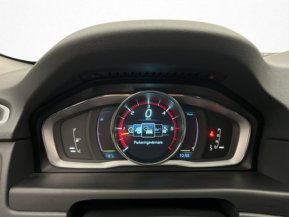 Volvo XC70 14 of 30