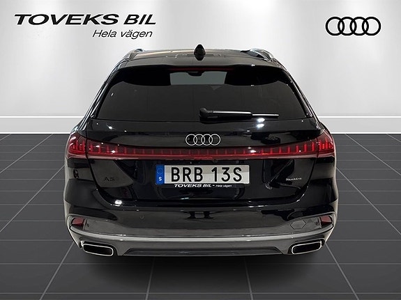 Audi A5 4 of 30