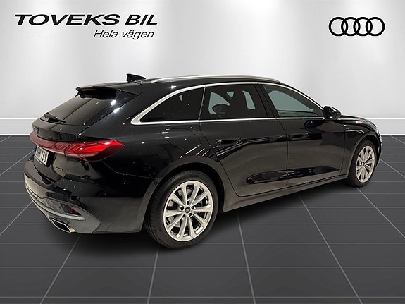 Audi A5 3 of 30