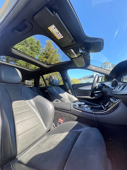 Mercedes-Benz E220 7 of 7