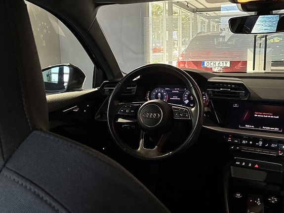 Audi A3 8 of 14