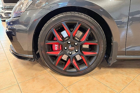 Volkswagen Golf I 9 of 24